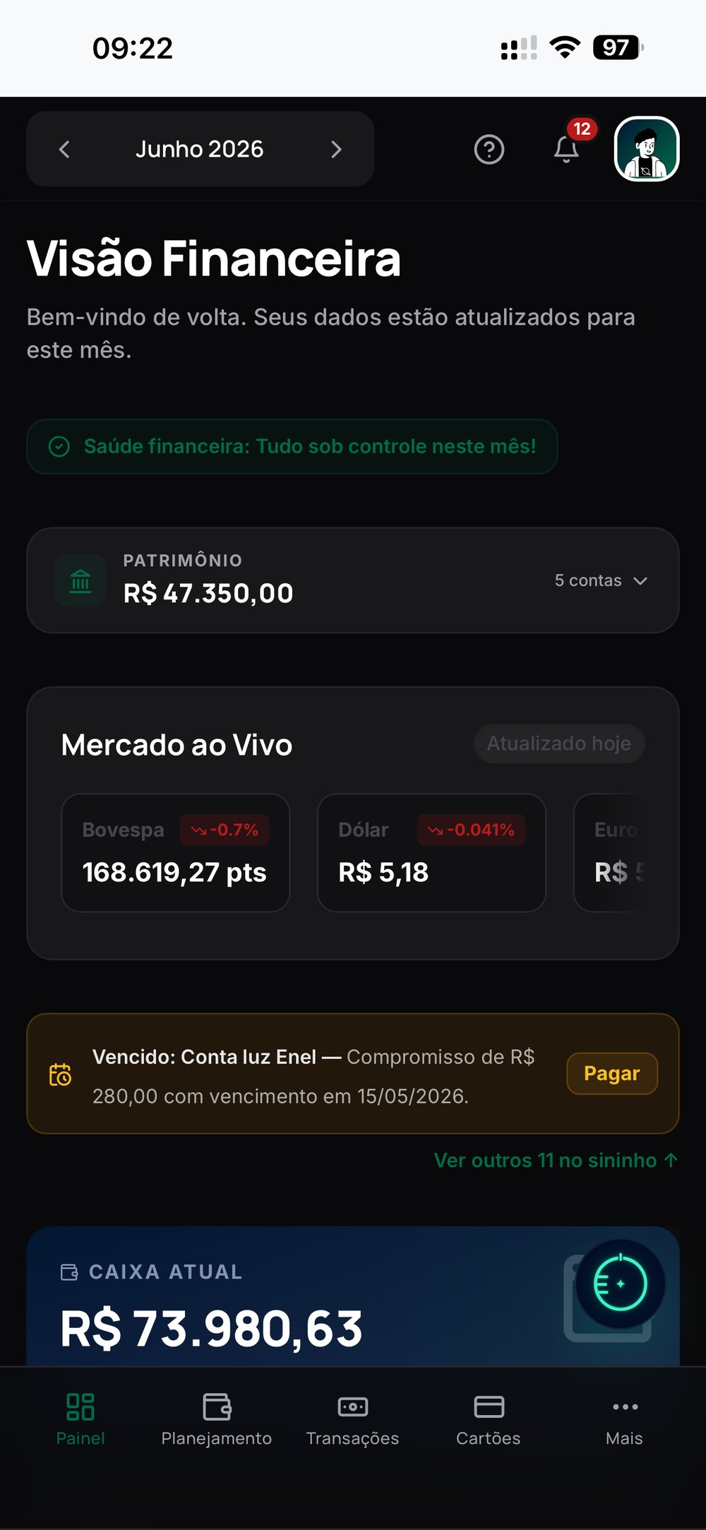 Equilibrium Vault no iPhone: dashboard mobile com saldo e mercado ao vivo (saldo casa com o hero)